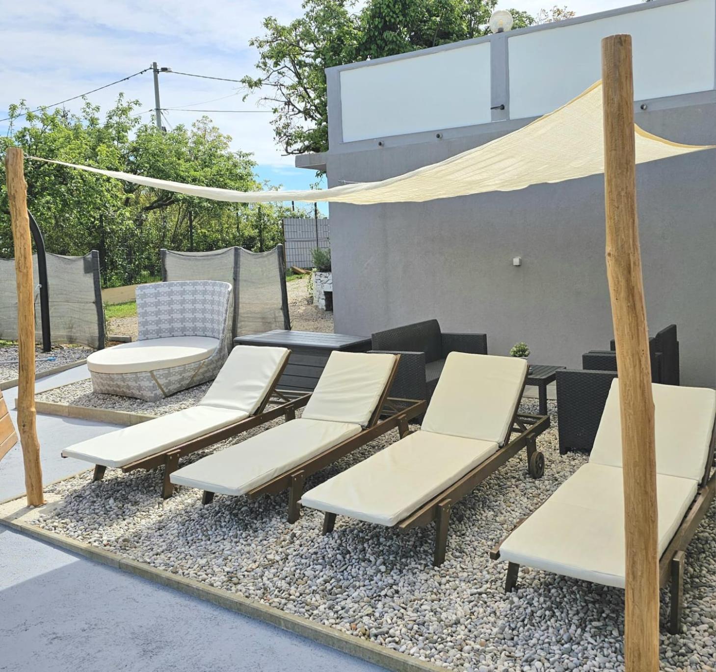 Apartman Goga With Pool And Jacuzzi Labin  Esterno foto