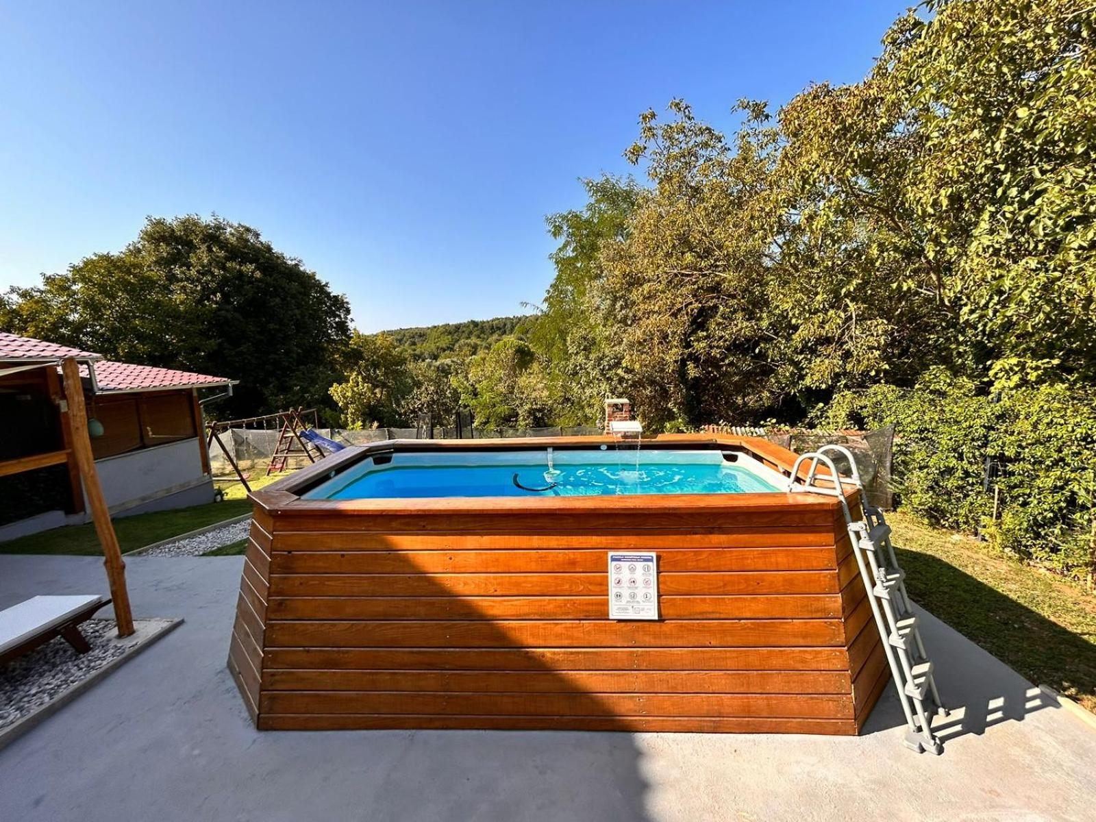 Apartman Goga With Pool And Jacuzzi Labin  Esterno foto