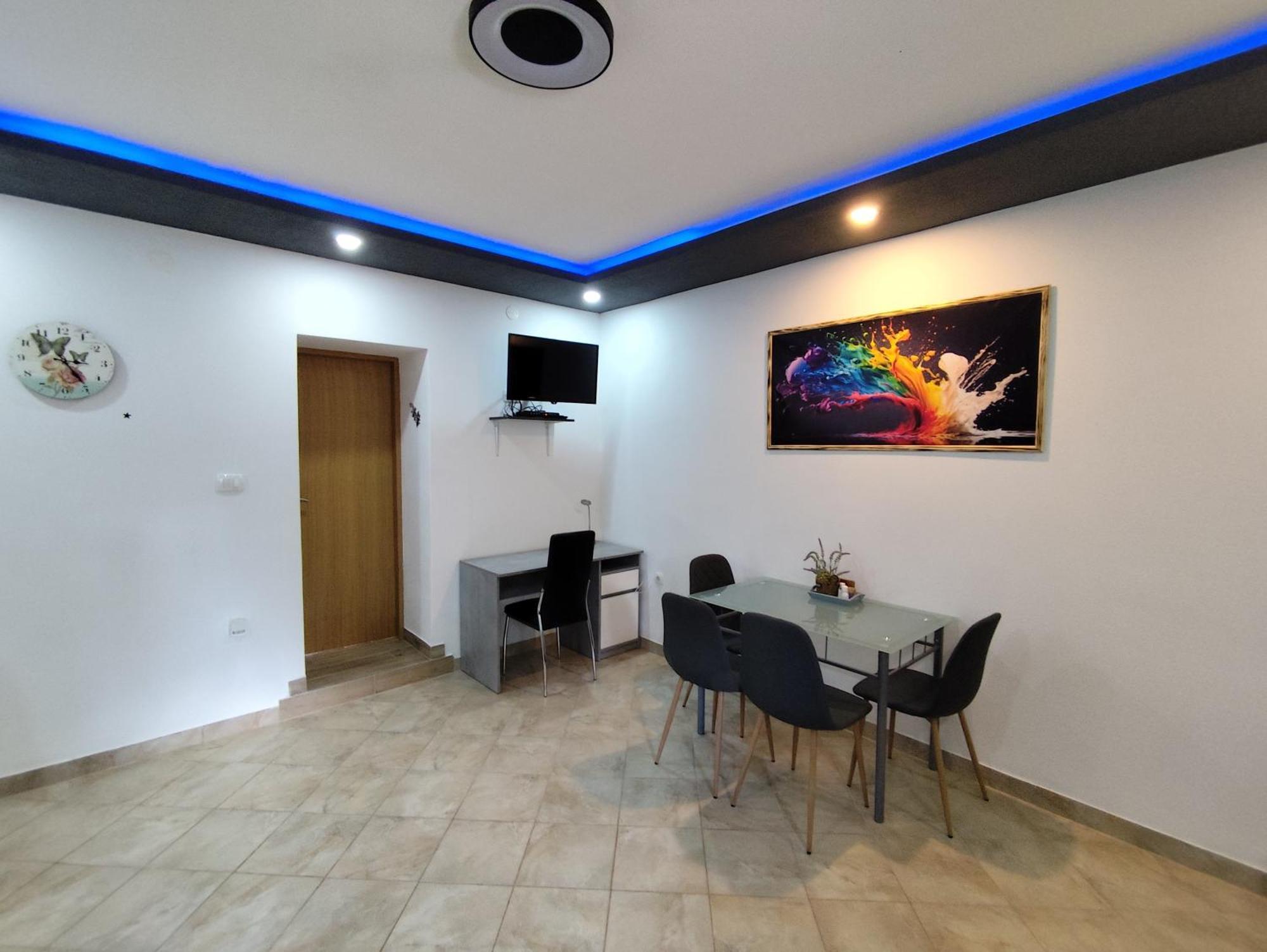 Apartman Goga With Pool And Jacuzzi Labin  Esterno foto